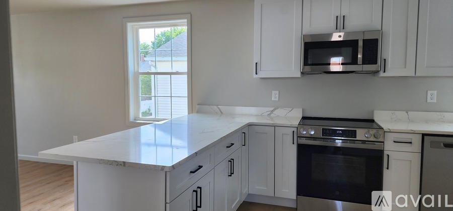 53 Henrietta Street 3 Beds Apartment for Rent - Photo gallery 3