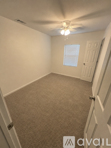 1934 Collins Ave 3 Beds Single Family Home for Rent - Photo gallery 3