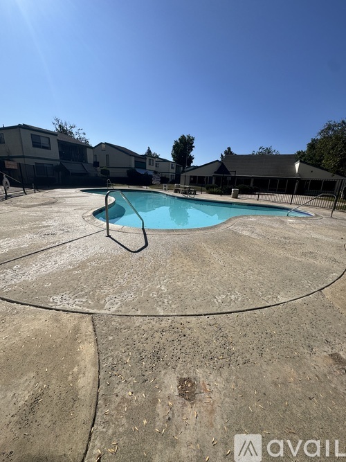 1817 East Grand Avenue 2 Beds Condo for Rent - Photo gallery 1