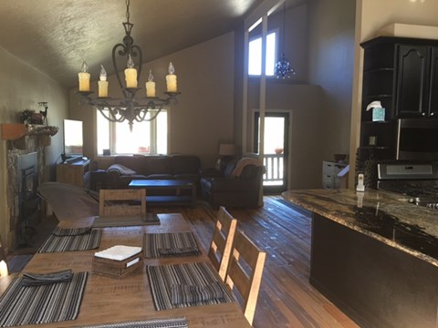 487 Vail Circle 3 Beds Apartment for Rent