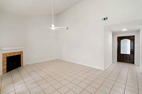 11111 Drakeland 3 Beds Apartment for Rent