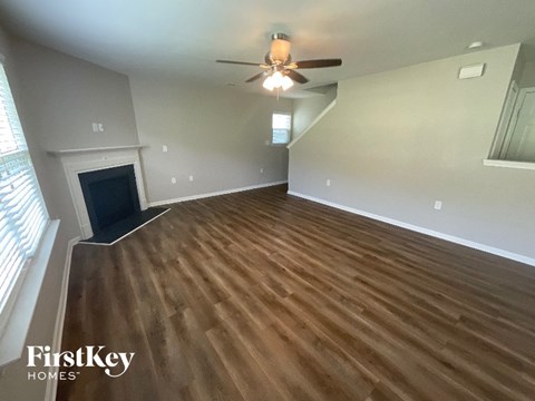 1800 Eastway Drive 4 Beds Apartment for Rent