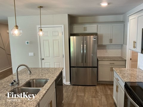 4574 Heatherly Road 5 Beds Apartment for Rent