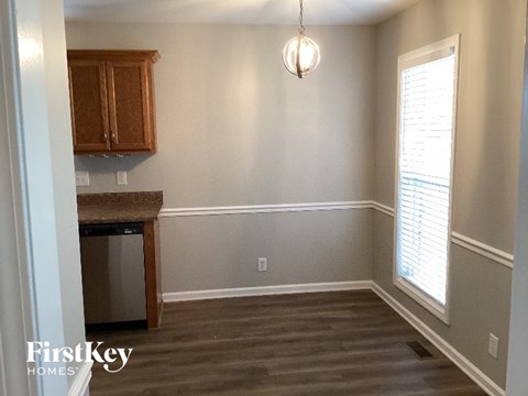 644 Foxfield Dr 3 Beds Apartment for Rent