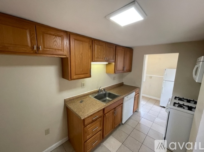 2227 Lehigh St 2 Beds Single Family Home for Rent - Photo gallery 5