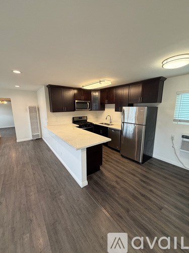 278 E Washington Blvd 2 Beds Apartment for Rent