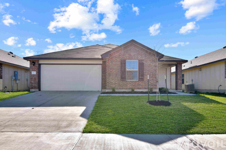 9621 Falme Ln 3 Beds Single Family Home for Rent - Photo gallery 1