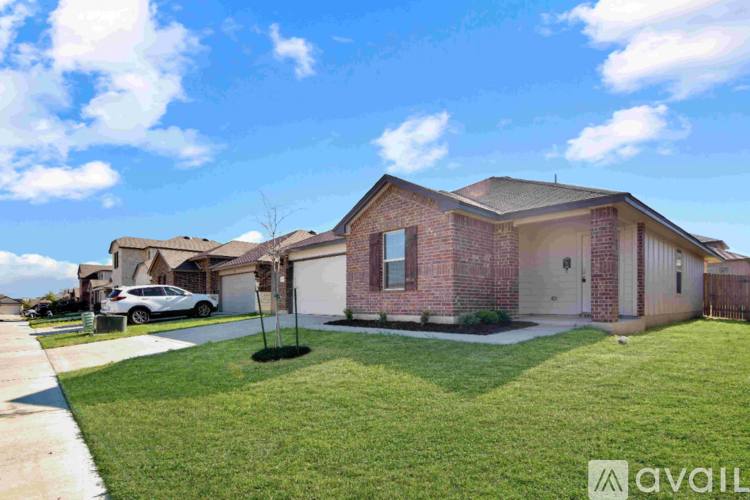 9621 Falme Ln 3 Beds Single Family Home for Rent - Photo gallery 2