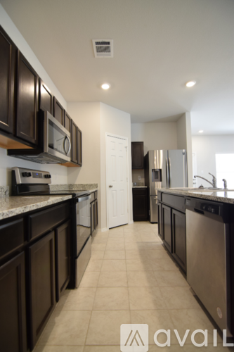9621 Falme Ln 3 Beds Single Family Home for Rent - Photo gallery 5