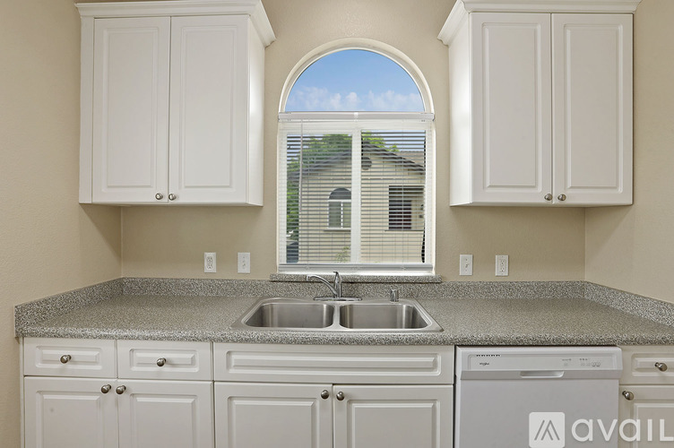 8905 Davis Road 2 Beds Apartment for Rent - Photo gallery 3