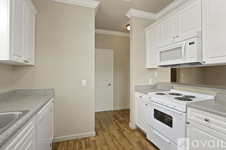 8905 Davis Road 2 Beds Apartment for Rent - Photo gallery 4