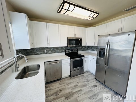 7381 111Th St N 3 Beds Apartment for Rent