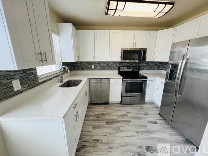 7381 111th St N 3 Beds Single Family Home for Rent - Photo gallery 4