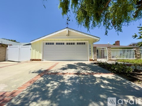 1935 Hobart Drive 3 Beds Apartment for Rent