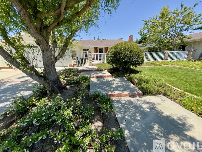 1935 Hobart Drive 3 Beds Single Family Home for Rent - Photo gallery 4