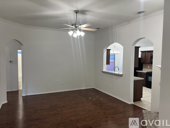 2956 Stockton Street 4 Beds Single Family Home for Rent - Photo gallery 2