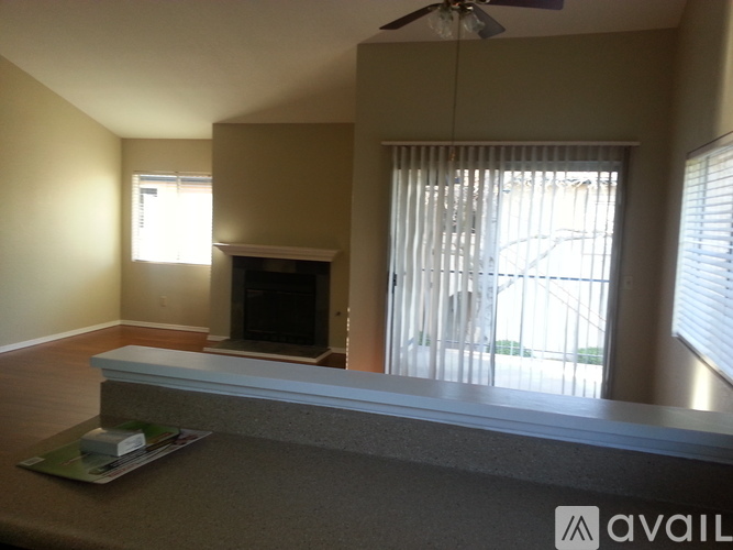 11337 Avenida De Los Lobos 2 Beds Condo for Rent - Photo gallery 4