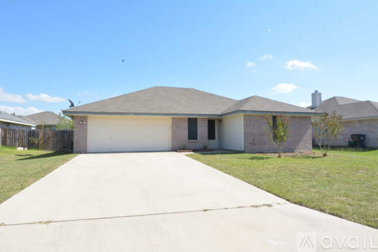 202 Sims Ridge Dr 3 Beds Single Family Home for Rent - Photo gallery 1
