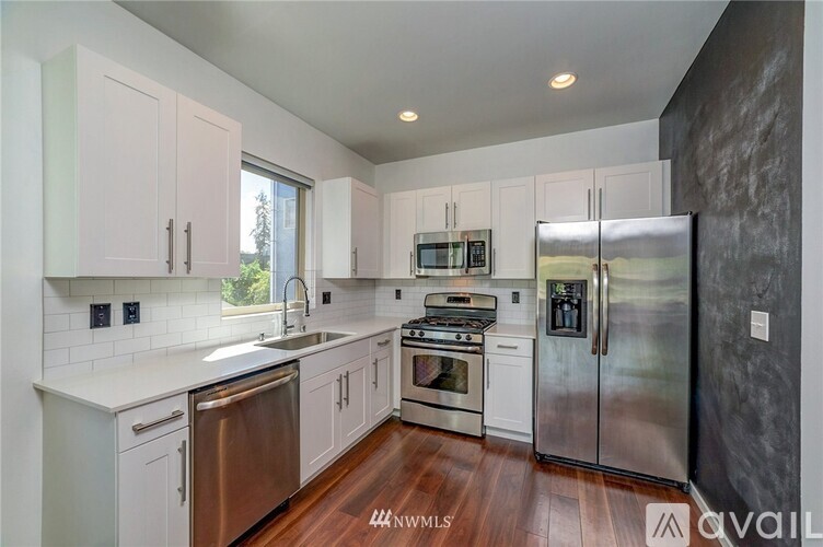 2833A Southwest Nevada Street 3 Beds Single Family Home for Rent - Photo gallery 3