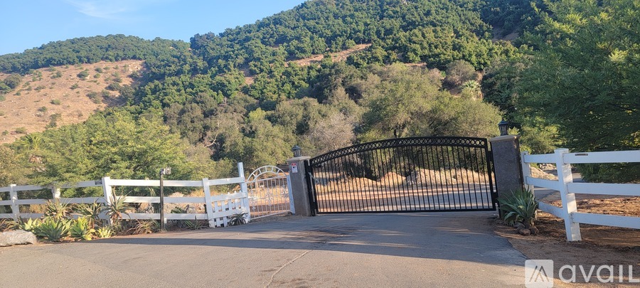 14519 Rios Canyon Rd 2 Beds Apartment for Rent - Photo gallery 3