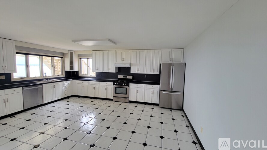 76 Townsend Avenue 3 Beds Townhouse for Rent - Photo gallery 5