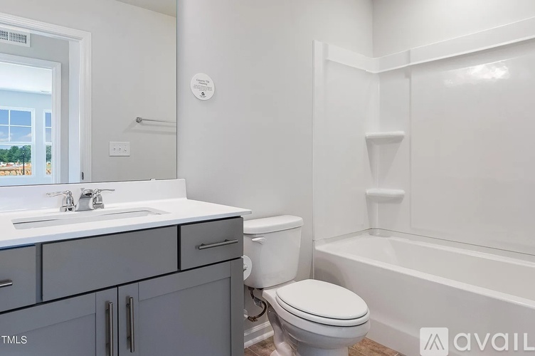 253 Peebles Drive 3 Beds Townhouse for Rent - Photo gallery 2