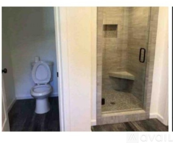 6321 35th Ave 3 Beds Single Family Home for Rent - Photo gallery 3