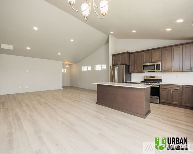 9522 E Michielli Ln 3 Beds Single Family Home for Rent - Photo gallery 5