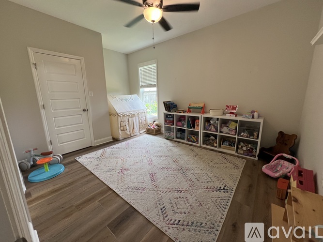 3913 Duke Court 4 Beds Single Family Home for Rent - Photo gallery 3