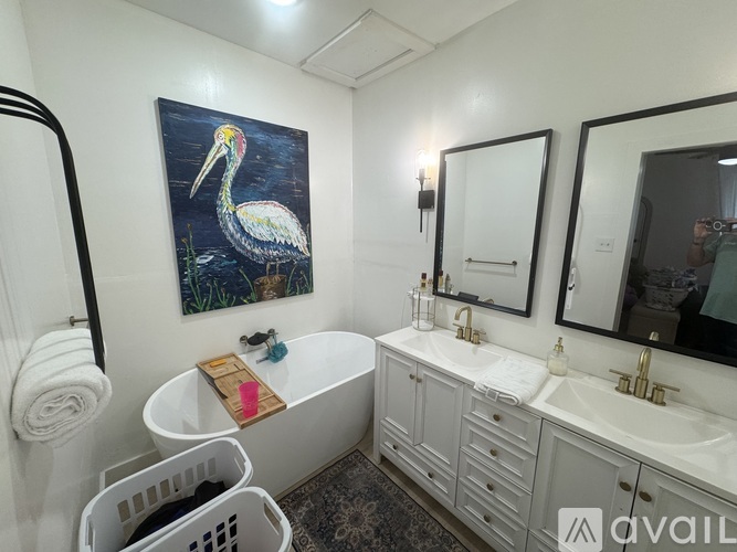 414 Russell Avenue 3 Beds Single Family Home for Rent - Photo gallery 5
