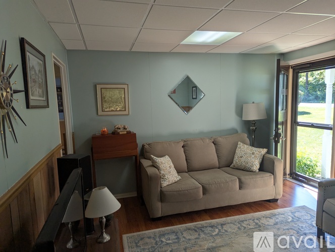 309 W Main St 2 Beds Single Family Home for Rent - Photo gallery 3