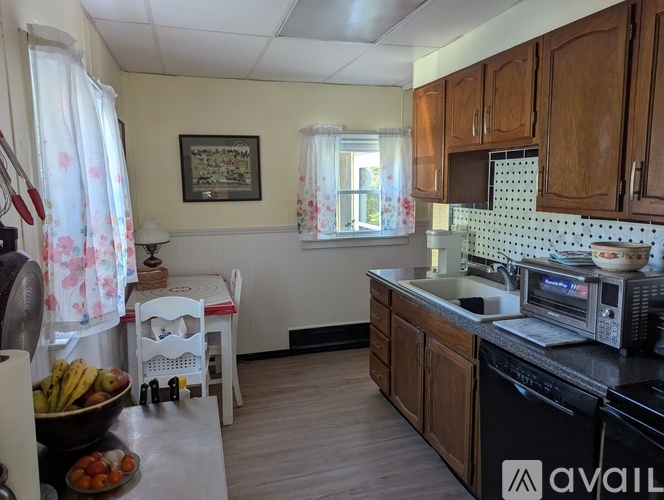 309 W Main St 2 Beds Single Family Home for Rent - Photo gallery 5