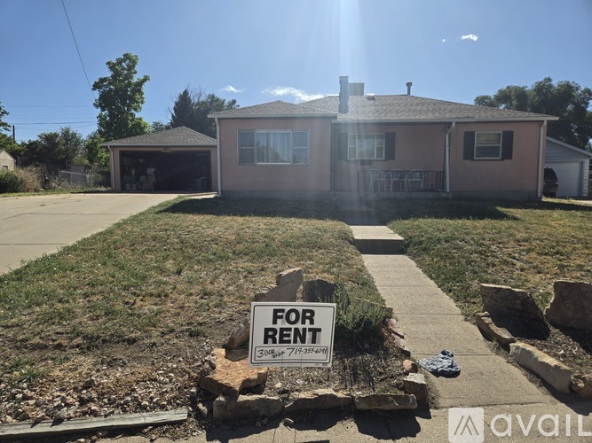2591 Begonia Street 3 Beds Single Family Home for Rent - Photo gallery 1