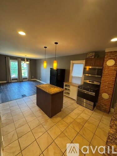 416 Breckenridge St 5 Beds Single Family Home for Rent - Photo gallery 3