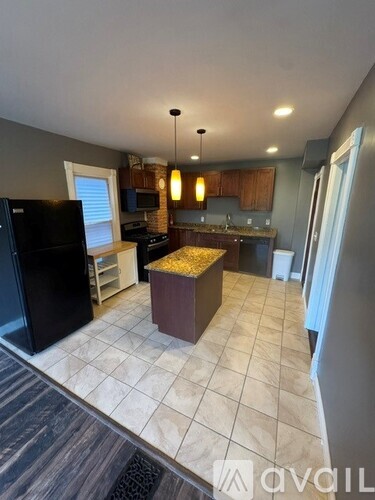 416 Breckenridge St 5 Beds Single Family Home for Rent - Photo gallery 4