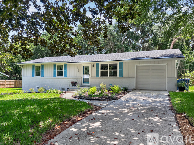 1102 N 15th St 3 Beds Single Family Home for Rent - Photo gallery 2