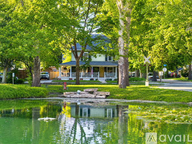 500 6th Street 4 Beds Single Family Home for Rent - Photo gallery 1
