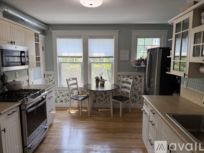 47 Seaverns Avenue 2 Beds Condo for Rent - Photo gallery 5