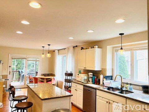 2914 Leslie Park Circle 3 Beds Apartment for Rent