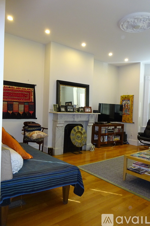 17 Centre St 3 Beds Apartment for Rent - Photo gallery 3