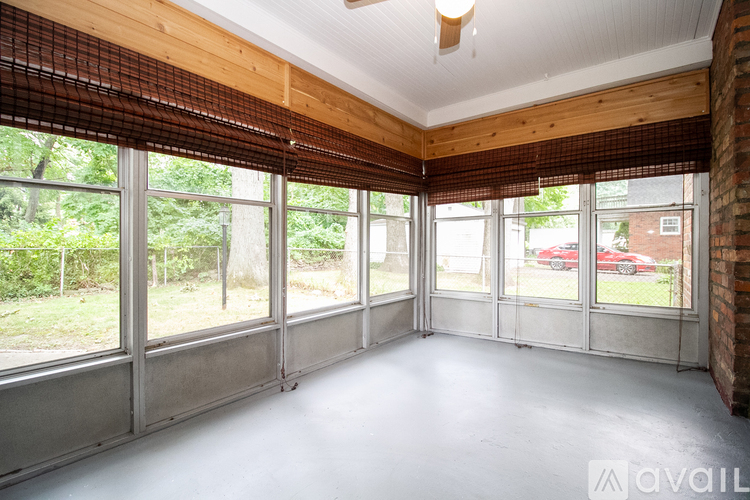 2424 Lambert Dr 3 Beds Single Family Home for Rent - Photo gallery 2