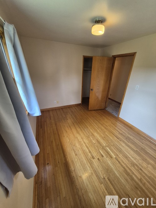 38 1st St N 4 Beds Single Family Home for Rent - Photo gallery 2