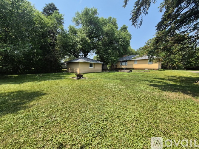 38 1st St N 4 Beds Single Family Home for Rent - Photo gallery 3