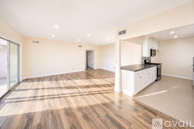 9007 Monogram Avenue 4 Beds Single Family Home for Rent - Photo gallery 2
