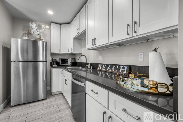 5017 W 123rd Pl 4 Beds Apartment for Rent - Photo gallery 3