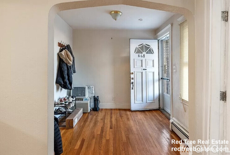 86 Colborne Rd 3 Beds Apartment for Rent - Photo gallery 3