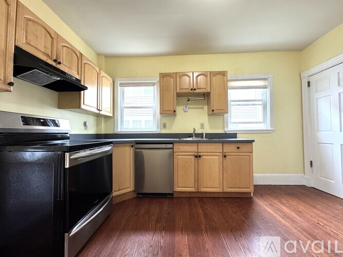 72 Winchester St 2 Beds Apartment for Rent - Photo gallery 3