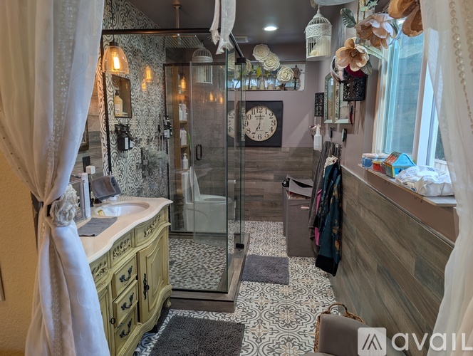 12870 Prairie Dog Ave 4 Beds Single Family Home for Rent - Photo gallery 5