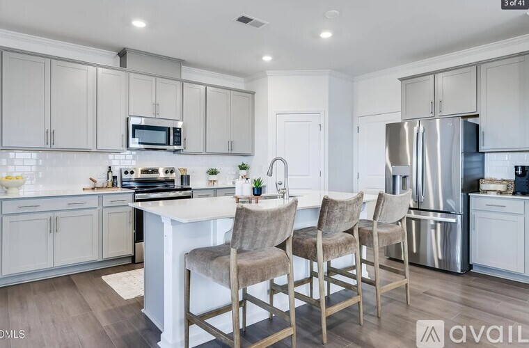 108 Tombolo Wy 3 Beds Apartment for Rent - Photo gallery 5