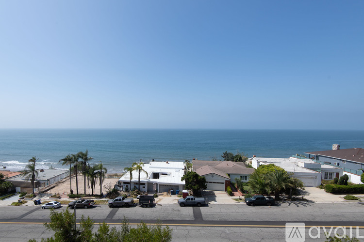 18063 Coastline Dr 2 Beds Condo for Rent - Photo gallery 2
